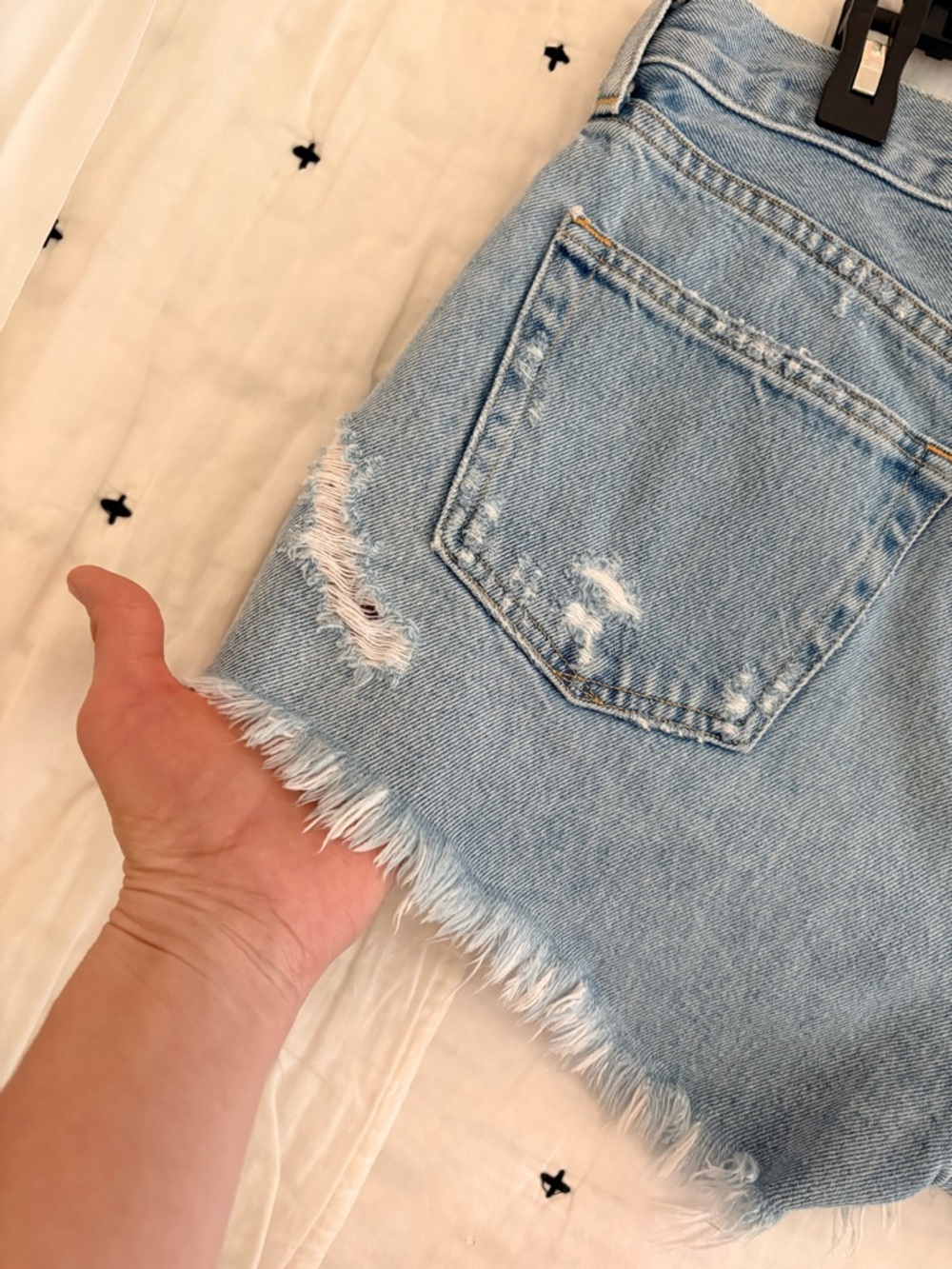 AGOLDE Parker Cutoff Shorts - Picture 10 of 10